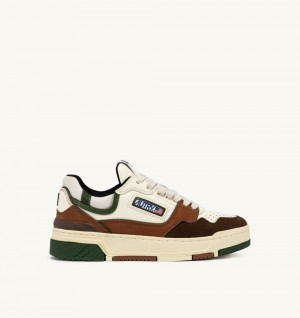 Autry Clc Low Sneakers Ebony Military Suede Nubuck Sneakers Uomo Marrone | 54916-XAIZ