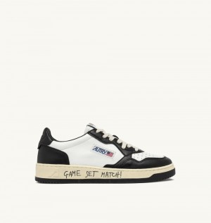 Autry Medalist Low Sneakers Leather Lettering Sneakers Donna Bianche | 26871-THAM