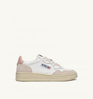 Autry Medalist Low Sneakers Powder Leather Suede Sneakers Donna Bianche Rosa | 32675-MDUZ