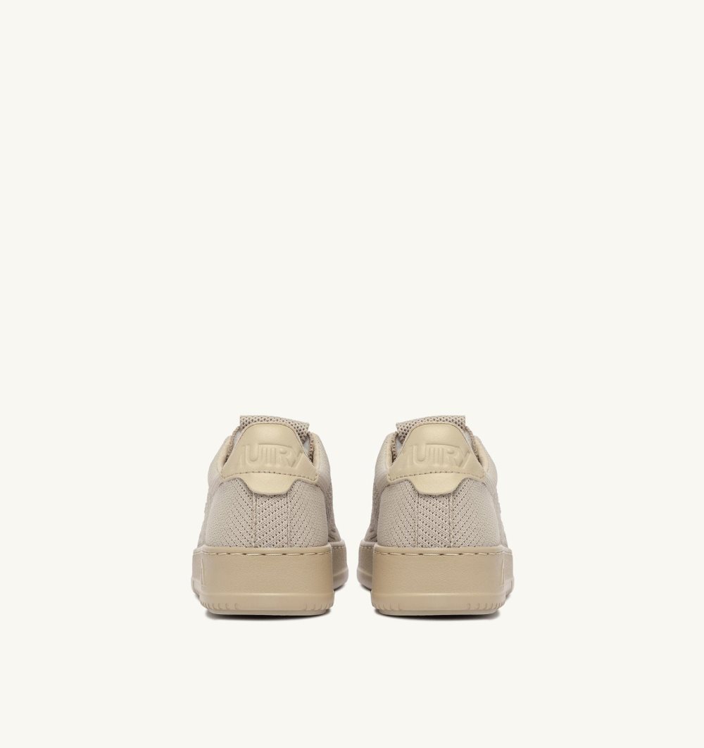 Autry Easeknit Medalist Low Sneakers Mojave Desert Sneakers Uomo Beige | 31594-KTQV