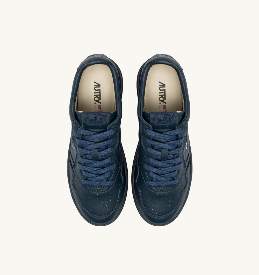 Autry Medalist Low Sneakers Denim Nappa Sneakers Uomo Blu | 67480-DGSR