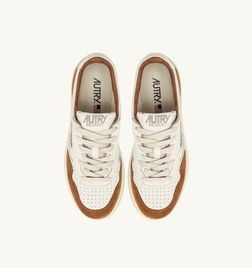 Autry Medalist Low Sneakers Goatskin Suede Sneakers Donna Bianche | 95340-WJUD