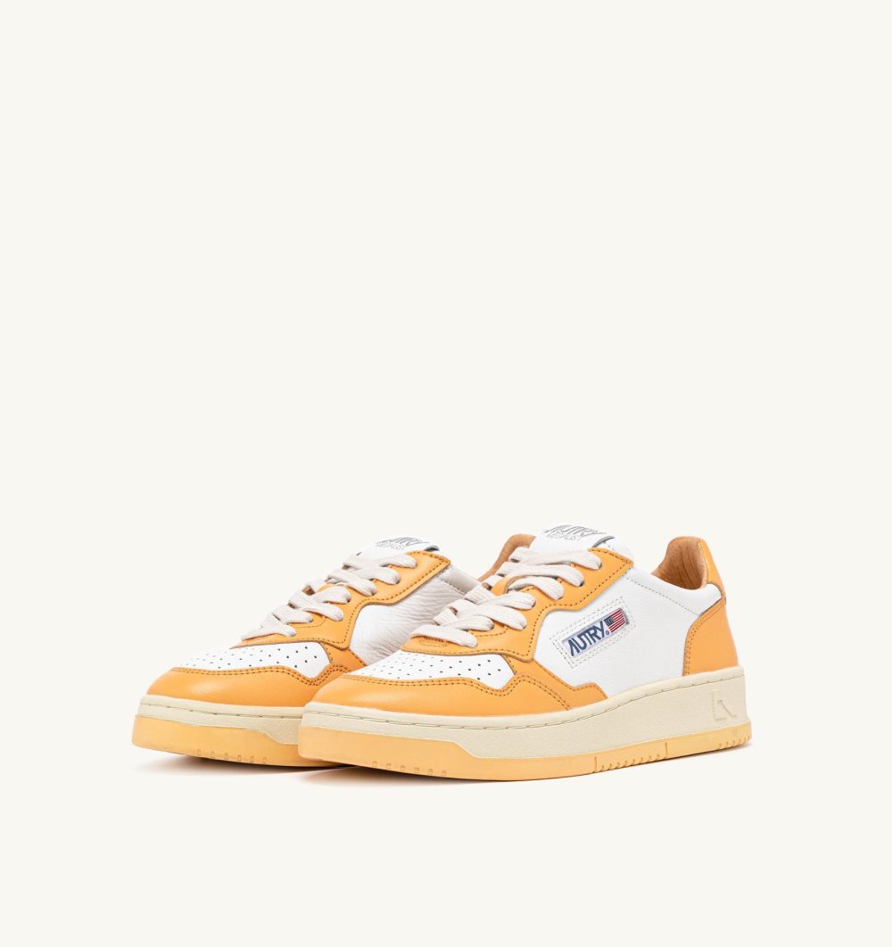 Autry Medalist Low Sneakers Two-tone Leather Sneakers Donna Bianche Arancioni | 48760-APFH