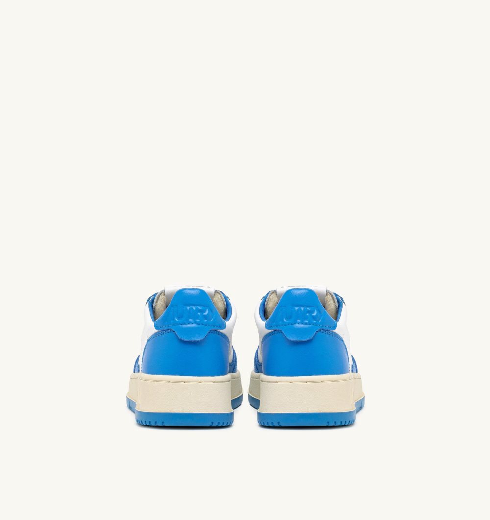 Autry Medalist Low Sneakers Two-tone Leather Sneakers Donna Bianche Blu Chiaro | 34025-TZGA