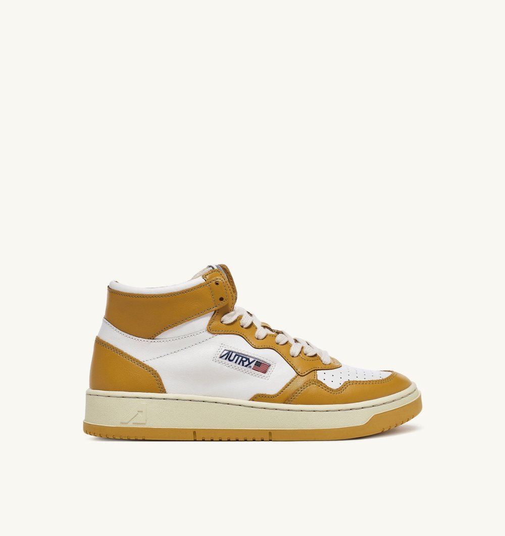 Autry Medalist Mid Sneakers Yellow Leather Sneakers Uomo Gialle Bianche | 24360-EMDL