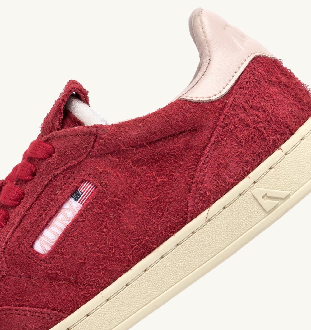 Autry New Flat Low Sneakers Powder Suede Scarpe Flat Donna Rosa Rosse | 68027-RQEP