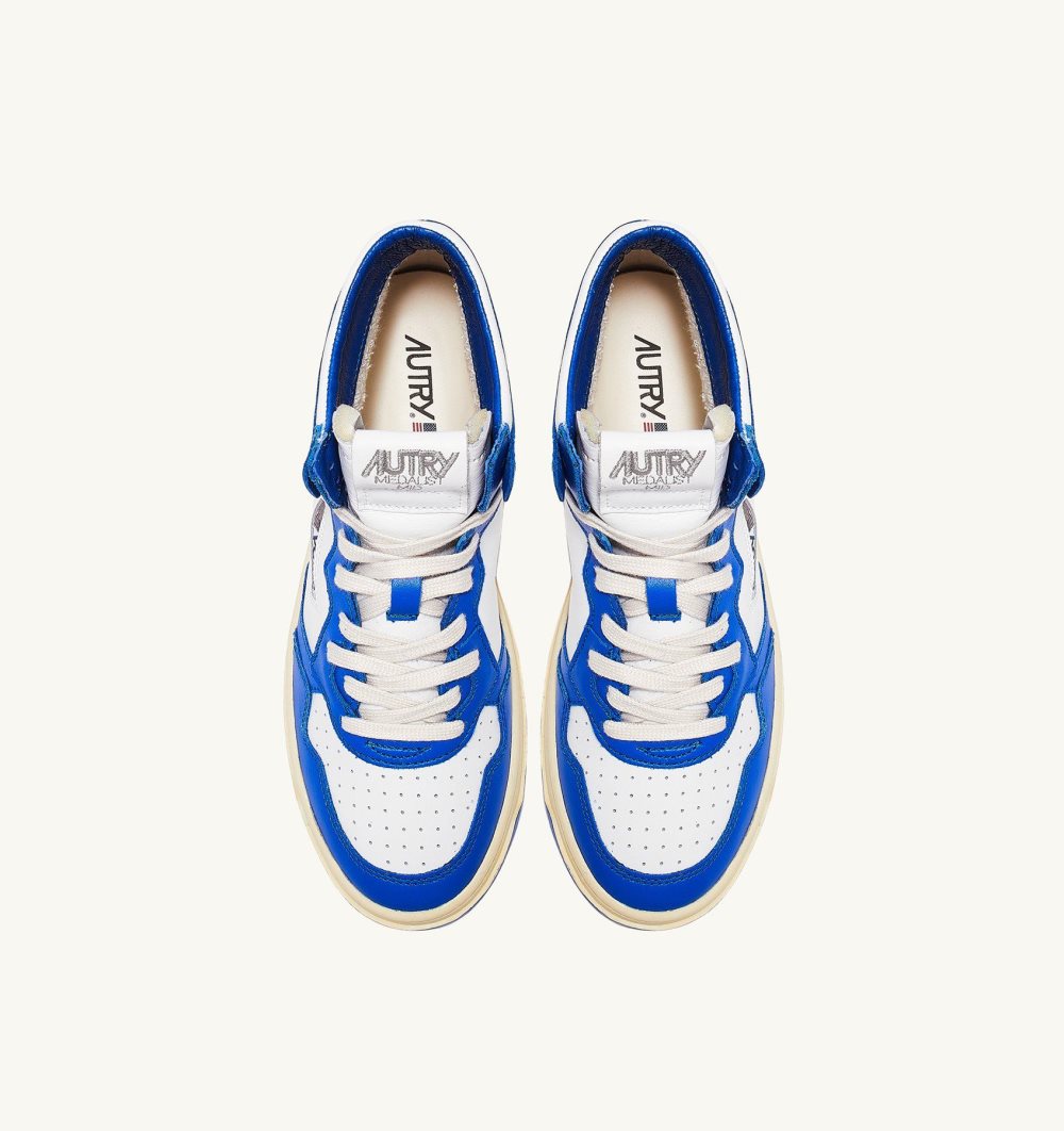 Autry Two-tone Medalist Mid Sneakers Leather Sneakers Uomo Bianche Blu | 34081-CMOP